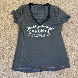 Lululemon Purple Micro Striped V-Neck Shirt Push Yourself Run Do It Now Size 10